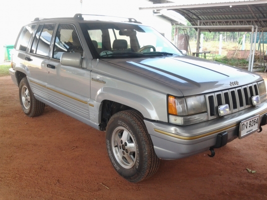 JEEP CHEROKEE 4.0 AUTO โฟ พวงมาลัยซ้าย แอร์แบค ABSประกอบนอก รถสวยเดิมบาง ภายในหรูหรา วิ่งน้อย 9หมื่นก่าโล