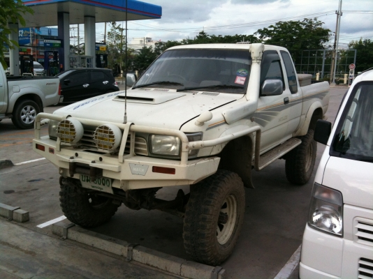 ขาย Toyota คานแข็ง LN106 เครื่อง1KZ 4x4WD ลุยป่าตัวจริงไม่ใช่แค่ติดหล่มครับ