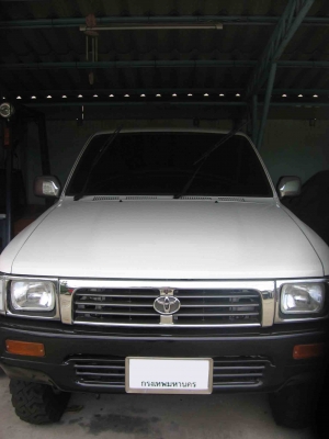 ขายรถกระบะ TOYOTA HILUX LN106  4WD  ปี 91 แท้ ๆ สภาพเดิมทุกชิ้น พร้อมใช้ทันที ทะเบียนพร้อมโอน