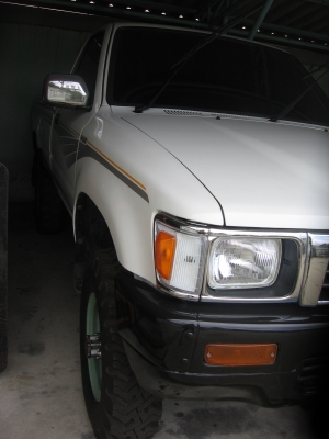 ขายรถกระบะ TOYOTA HILUX LN106 4WD ปี 91 แท้ ๆ สภาพเดิมทุกชิ้น พร้อมใช้ทันที ทะเบียนพร้อมโอน ขายรถกระบะ TOYOTA HILUX LN106 4WD ปี 91 แท้ ๆ สภาพเดิมทุกชิ้น พร้อมใช้ทันที ทะเบียนพร้อมโอน