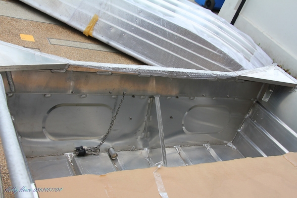 เรืออลูPhoenix 12V ลดราคาพิเศษช่วยน้ำท่วม