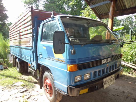 ขายรถ6ล้ออีซูซุ115แรง สภาพสวยพร้อมใช้