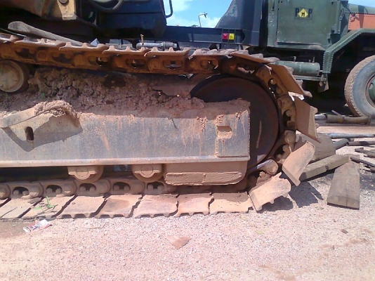 KOMATSU PC200-3 S/N 31137 เครื่องดี ปั้มดี โซ่ดี แรงขุดดี ทำงานไว ไม่มีร้อน.