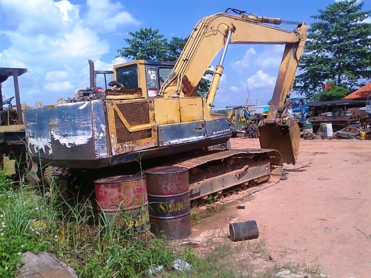 KOMATSU PC200-3 S/N 31137 เครื่องดี ปั้มดี โซ่ดี แรงขุดดี ทำงานไว ไม่มีร้อน.