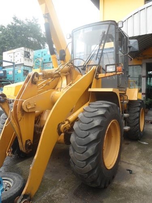 ขายรถตักล้อยาง TCM