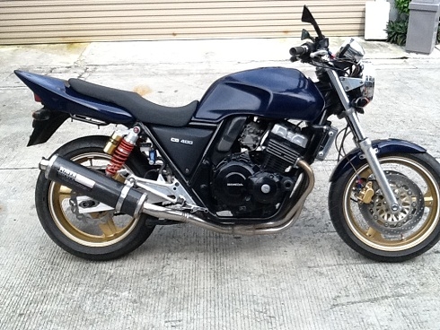 ขายด่วนถูกๆ cb 400 อินวอยสรรพสามิตรตัวจริง รถสภาพดี แต่งแล้วมาขับกลับบ้านได้เลยคับ