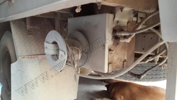 รถบรรทุก 6 ล้อ HINO รุ่น BU142R