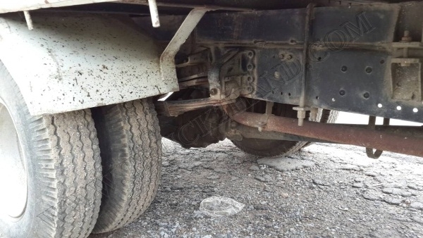 รถบรรทุก 6 ล้อ MITSUBISHI รถบรรทุก 6 ล้อ MITSUBISHI