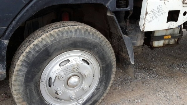 รถบรรทุก 6 ล้อ MITSUBISHI รถบรรทุก 6 ล้อ MITSUBISHI