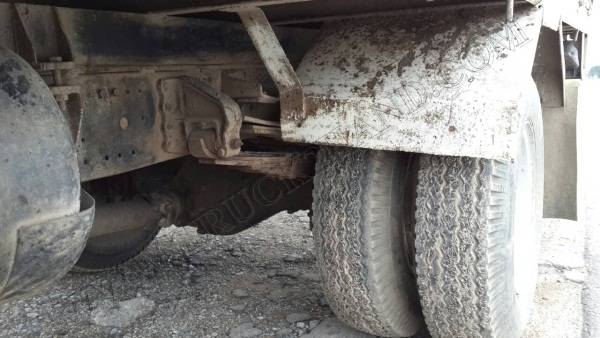 รถบรรทุก 6 ล้อ MITSUBISHI รถบรรทุก 6 ล้อ MITSUBISHI