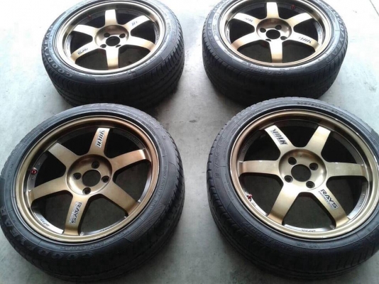 แมคTE37ก้านตรง  4รู100 ขอบ17กว้าง7.5 พร้อมยางปี09 สภาพดี   ไม่เคยซ่อม  TEL.082-1476803  คุณอาตอม