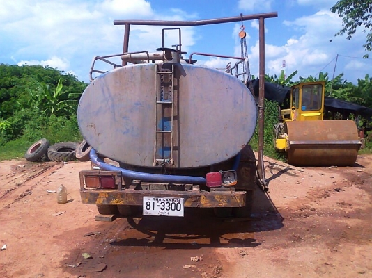 รถน้ำ ISUZU 120 hp มีเกียร์กลาง จุน้ำได้ถึง 6,000 ลิตร เครื่องดี ปั้มดี มีทะเบียนครบ