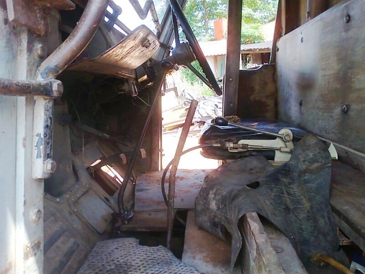 รถน้ำ ISUZU 120 hp มีเกียร์กลาง จุน้ำได้ถึง 6,000 ลิตร เครื่องดี ปั้มดี มีทะเบียนครบ