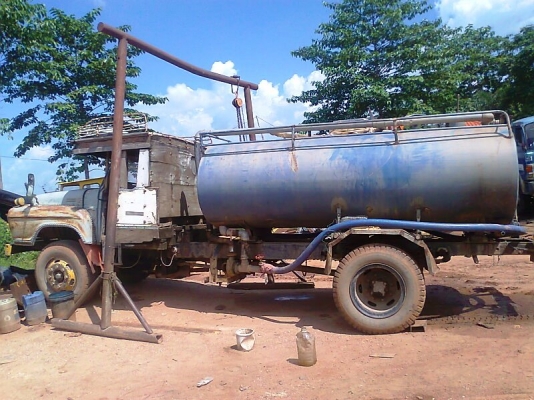 รถน้ำ ISUZU 120 hp มีเกียร์กลาง จุน้ำได้ถึง 6,000 ลิตร เครื่องดี ปั้มดี มีทะเบียนครบ