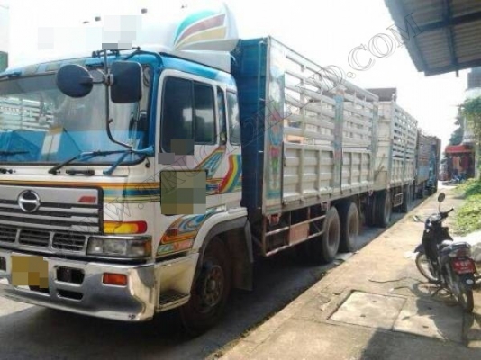 รถบรรทุก 10  ล้อ HINO