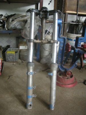 โช๊คหน้า 31 มิล ไม่คด ไม่รั่ว 1200 โช๊คหน้า 31 มิล ไม่คด ไม่รั่ว 1200