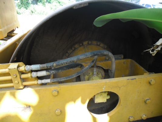 ขายรถบดแบบสั่น SAKAI SV91D 2 เพลาเอกสารทะเบียนเครื่องดีปั้มแรง