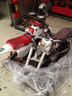 ขายมอเตอร์ไซด์ Honda Z50 2 คัน ของเเท้จากอเมริกา