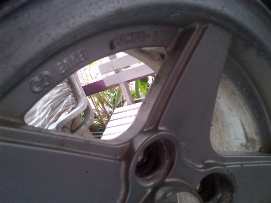 ขายแม็กRetro ขอบ13" สองชุดค้าบ ขายแม็กRetro ขอบ13" สองชุดค้าบ