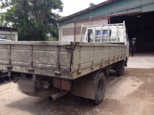 รถฮีโน่ 6 ล้อ KM777  117 แรงม้า ( ราคา  280,000 บาท. !! ) สนใจติดต่อ 081 - 6079515   ( ราคา  280,000 บาท. !! )