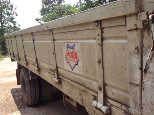 รถฮีโน่ 6 ล้อ KM777  117 แรงม้า ( ราคา  280,000 บาท. !! ) สนใจติดต่อ 081 - 6079515   ( ราคา  280,000 บาท. !! )