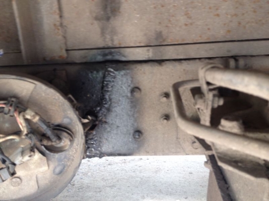 รถฮีโน่ 6 ล้อ KM777  117 แรงม้า ( ราคา  280,000 บาท. !! ) สนใจติดต่อ 081 - 6079515   ( ราคา  280,000 บาท. !! )