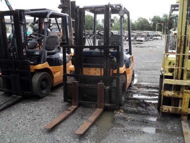 ขายรถยกโฟล์คลิฟท์ โตโยต้า 2 ตัน รุ่น 7 เบนซิล ถูกๆ