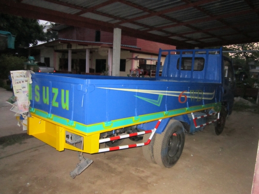 ขายรถ6ล้อ ปี53 NHS 4WD เครื่อง4jb1เกียร์โฟร์ยิงไฟฟ้ามีเกียร์โลว์-ไฮ