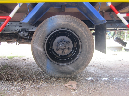 ขายรถ6ล้อ ปี53 NHS 4WD เครื่อง4jb1เกียร์โฟร์ยิงไฟฟ้ามีเกียร์โลว์-ไฮ