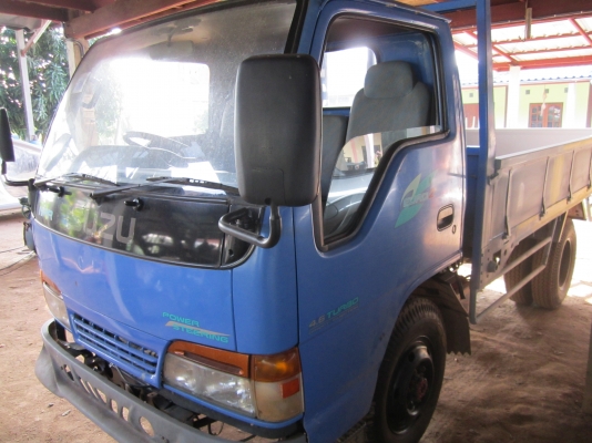 ขายรถ6ล้อ ปี53 NHS 4WD เครื่อง4jb1เกียร์โฟร์ยิงไฟฟ้ามีเกียร์โลว์-ไฮ