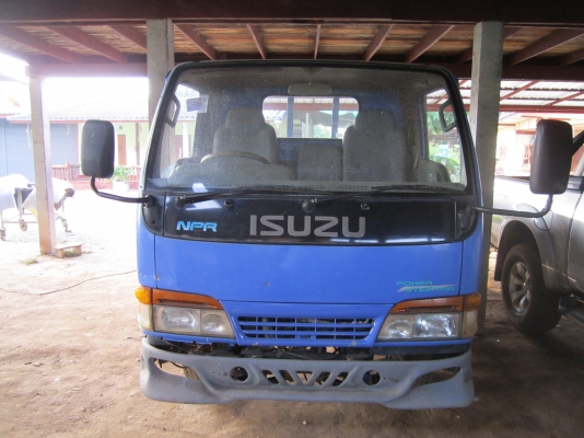 ขายรถ6ล้อ ปี53 NHS 4WD เครื่อง4jb1เกียร์โฟร์ยิงไฟฟ้ามีเกียร์โลว์-ไฮ