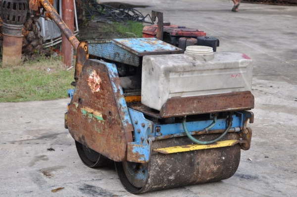 ขายรถบดเดินตาม BOMEX TWR750 สภาพสวยเดิมจากญี่ปุ่น 65,000 เท่านั้น!!