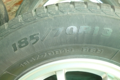 ขายแม๊กขอบ 13 นิ้ว พร้อมยาง 185/70/13