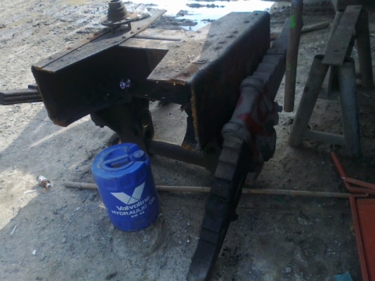 ขายเพลาโบกี้ISUZU210พร้อมแท่นแหนบเก่านอกซื้อมาไม่ได้ใช้ ขายเพลาโบกี้ISUZU210พร้อมแท่นแหนบเก่านอกซื้อมาไม่ได้ใช้