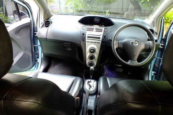 toyata yaris 1.5 G VVTI 2006 รถสวยพร้อมใช้ ขับดี ช่วงล่างดี จ่ายสดลดอีก