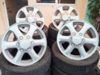 ขายล้อแม็ก ISUZU  ขอบ 16 ( 6 ก้าน )  4 ล้อ  สภาพสวย