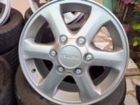ขายล้อแม็ก ISUZU  ขอบ 16 ( 6 ก้าน )  4 ล้อ  สภาพสวย