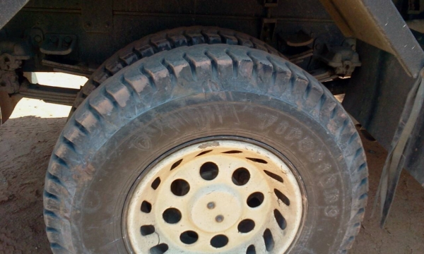 ISUZU FTR  ติดต่อปารวี  โทร 0839686255