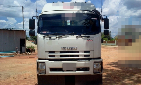 ISUZU FTR  ติดต่อปารวี  โทร 0839686255