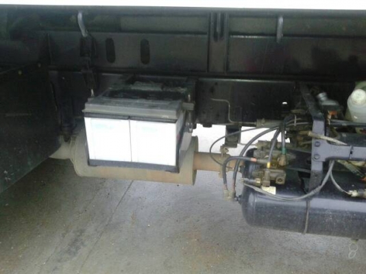 ISUZU FTR  ติดต่อปารวี  โทร 0839686255