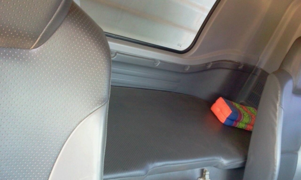 ISUZU FTR  ติดต่อปารวี  โทร 0839686255