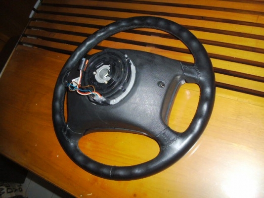 ขายพวงมาลัยBMW 4 ก้าน AIRBAG ขายพวงมาลัยBMW 4 ก้าน AIRBAG