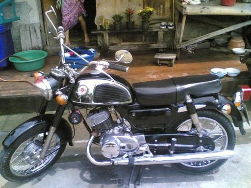 รับซ่อม ทำสี เก็บงานรถมอไซค์ โบราณทุกรุ่น