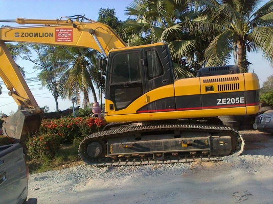 ขายแบ็คโฮ ZOOMLION ZE205E ไมล์ชม. 3xx เอกสารอินวอยซ์ ไฟฟ้าครบ