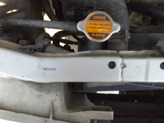 ขาย sentra /แลกมอเตอร์ไซ มีแอร์ กันฝนได้ ราคาเบาๆ ส่วนต่างว่ากัน รายละเอียดโทรถาม(มีเรดเดอร์มา แลกก็ดี)