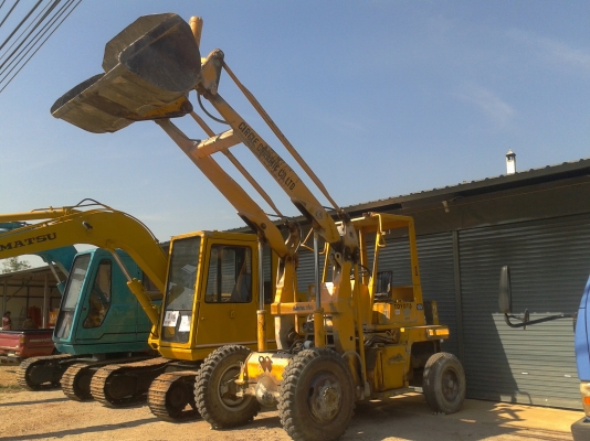 รถตัก TOYOTA รุ่น3SD20 ยกสูง3เมตร