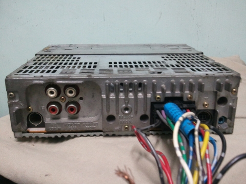 ขายเครื่องเล่นวิทยุเทป + เครื่อง cd 10 แผ่น ขายเครื่องเล่นวิทยุเทป + เครื่อง cd 10 แผ่น