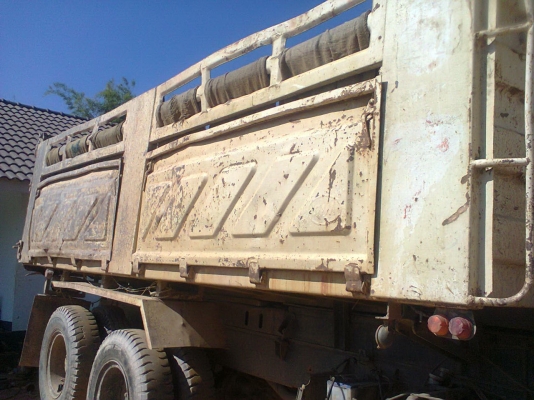 ขายรถ 10 ล้อ MITSUBISHI FUSO FN 527 Turbo (เครื่อง 220 Turbo)