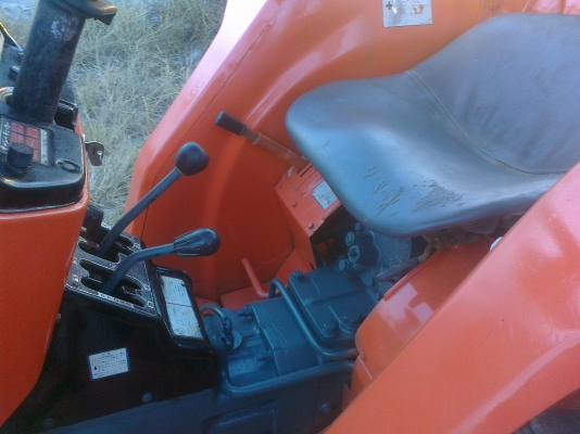 ขายรถไถ KUBOTA L2602DT4WD พร้อมใช้งาน