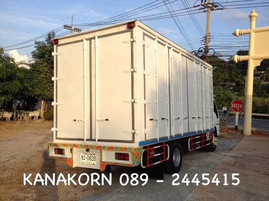 ขาย ISUZU NQR 150 แรง รถปี 2550 รถ 6 ล้อตู้ประตู 10 บานไม่มีเสากลาง